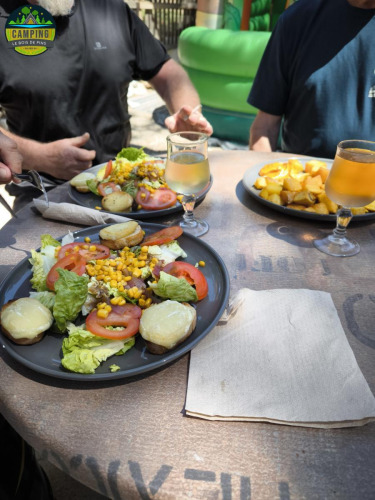 salades-composes-lbdp-camping-familial-sud-de-la-france-66 (1)